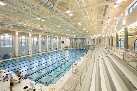 Aquatics center. The Tokyo Aquatics Centre (東京アクアティクスセンター, Tōkyō akuatikusu sentā) is an indoor swimming pool in the Mori- Beach Park ( 辰巳の森海浜公園) in Tatsumi in the Kōtō ward in … 