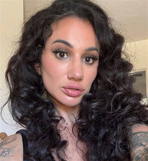 Arabelle Raphael Onlyfans Onlyfans