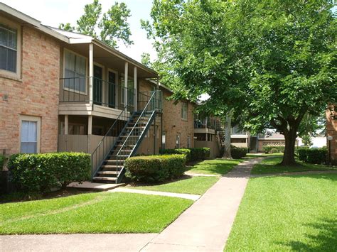 We're located in beauitful Pasadena, TX, convenient to I-45. Apartment and townhome style living with a choice of Studios, 1, 2, 3 or 4 bedroom apartment homes. West Point Village is located minutes from Hobby Airport and the famous Port of Houston. ... Arbors at Town Square 1 to 2 Bedroom $785 - $1,244. Eden Rock 1 to 3 Bedroom $854 - $1,495 .... 