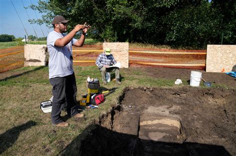 Archeologists dig for children’s remains at Nebraska school