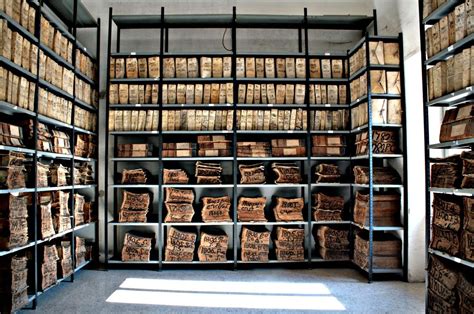 Archivio storico dell'ospedale serristori e gli altri archivi aggregati. - Husqvarna 42 42d 242 manuale officina riparazioni motoseghe.