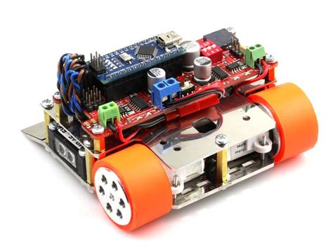 Arduino Uno Mini Sumo Robot. 