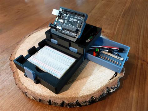 Arduino portable.  The portable version will store the sketchbook, the librarie...