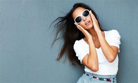 Are Your Sunglasses Giving You Zits? Beautylish