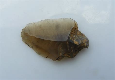 Obsidian bird-point arrowhead, from Japan, Jōmon period, 14,