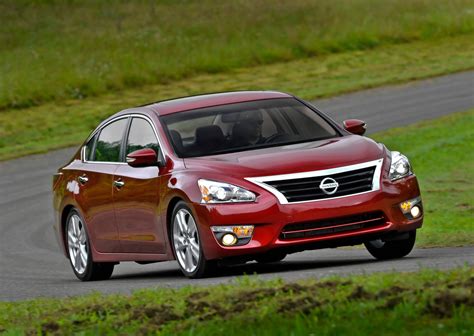 Are nissan altimas good cars. Things To Know About Are nissan altimas good cars. 