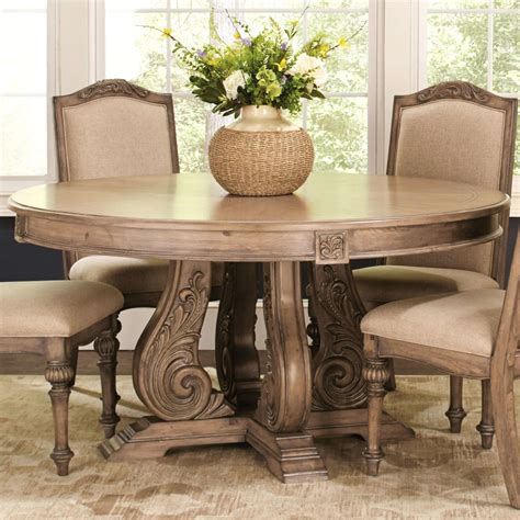 Are round dining tables dated