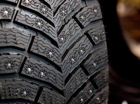 Are studded snow tires legal in Illinois? - Answers