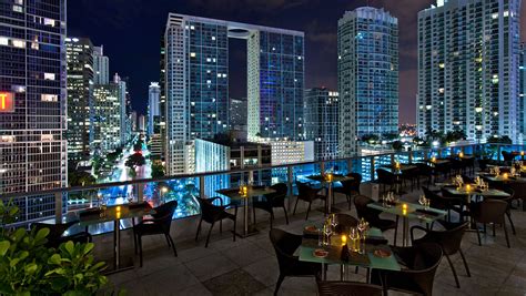 Area 31 miami. Vues magnifiques avec plats à déguster. Téléphone du restaurant: +1-305-4245234. Located on the 16th floor of the hotel, Area 31 offers a worldly yet locally driven menu that is approachable and complemented with its choice of indoor and outdoor dining seating options. 