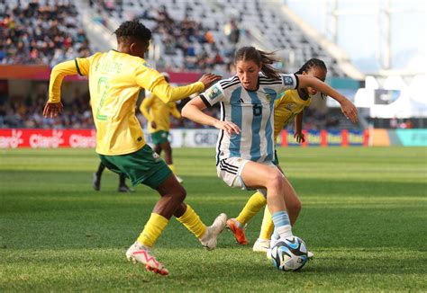 Argentina empata 2-2 contra Sudáfrica y todavía tiene opciones de clasificar a la siguiente fase del Mundial femenino