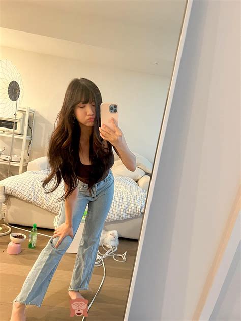 Thot influencer AriaSaki twitch pussy slip latest leaks. The latest leaks of sexy twitch model AriaSaki is teasing her naked body on twitch and twitch boobs …. 