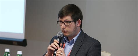 Aric toler bellingcat. Aric Toler. Aric Toler started volunteering for Bellingcat in 2014 and has been on staff since 2015, now serving as the Director of Training & Research. 