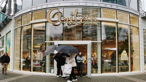 Aritzia earns $37.3 million in Q4 as sales continue to climb in U.S. and Canada