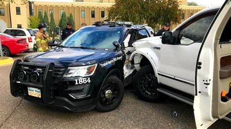 Arizona man who crashed into St. Paul police squad car arrested, faces federal drug charge