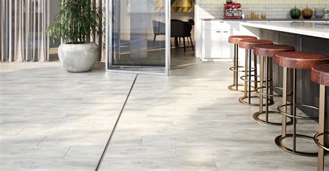 Arizona. tile. Arizona Tile ilian 2021-11-20T17:23:48+00:00 Whether you are building your dream kitchen, renovating an older space, or planning the addition of an outdoor living area, Arizona Tile has a wide range of tile materials to suit your specific design plans. 