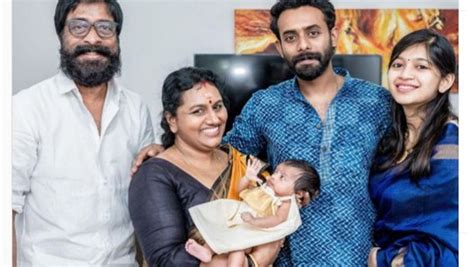 Arjun ashokan father