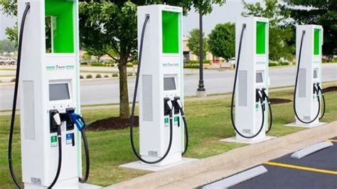 Arkansas Gas and EV Charging Stations