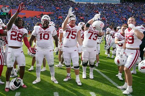 Arkansas beats Florida 39-36 in OT to end a 6-game skid and win for the first time in the Swamp
