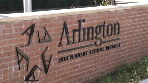 Arlington ISD to Start Classes Virtually, Despite New State Ruling