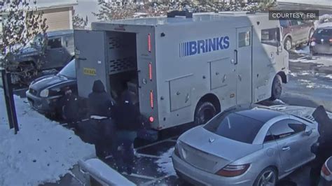 Armored truck robbed at gunpoint outside Capitola bank