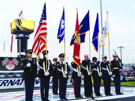The national color bearer and commander of a joint color guard will be a Soldier. The respective service colors are aligned to the left of the national colors as depicted in figure 7-4c. For color guards involving service academies, reserve or National Guard colors, refer to enclosure 2, chapter 3, for the proper precedence. MCO 5060.20, May 15 ...