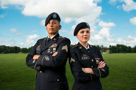 Army reserve uniform australia.  REWARDING WORK THAT MAKES A DIFFERENCE T...