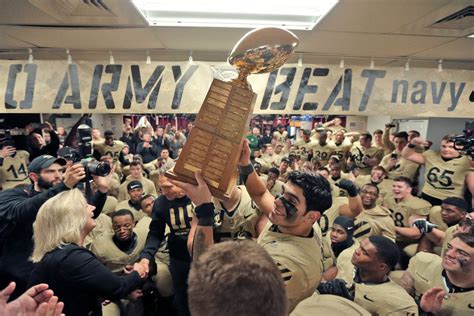 Army wins the 124th Army-Navy football game