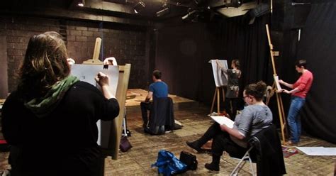 Art class nude. Oct 25, 2014 · Nude modeling in the artist and photographer's studio has long been a safe container for prolonged exposure to the male body in all its casual beauty. Christopher Harrity. October 25 2014 4:00 AM ... 