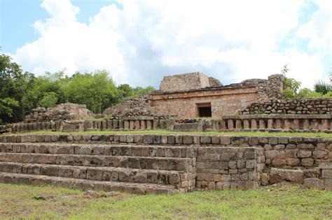 Arte, arquitectura y arqueología en el grupo ah canul de la ciudad maya yucateca de oxkintok. - Crown victoria police interceptor owners manual.