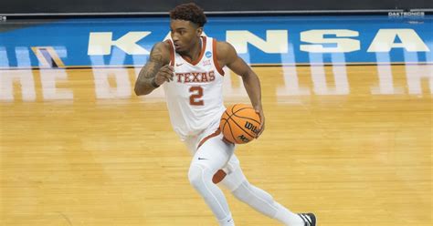 Arterio morris kansas. Kansas landed its second player from the transfer portal, as Texas guard Arterio Morris committed to the Jayhawks on Friday. Morris came off the bench last season for the Longhorns and averaged ... 
