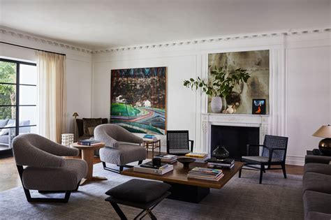 Artful house. Photography by Sam Frost. April 29, 2020. The design duo behind L.A.’s Disc Interiors were given an interesting challenge: to showcase a collection of edgy contemporary artworks inside a ... 