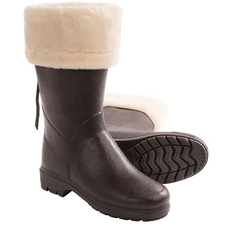 Artica boots. ARTICA GLACE BAY Women. $328.00 $249.98 24% OFF. Or pay in 4 interest-free payments for purchases over $50 with. Or pay in 4 interest-free payments for purchases below $4000 with ... The perfect boots for mild-to-colder temperatures. Features. Waterproof. Fleece lining. Select your Size Fit: Fits ... 