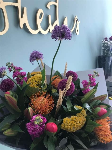 Artisan Flowers - Florists - 01709 208703 - Mexborough