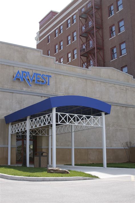 About. I began my career with Arvest Bank in 2007 after graduating fr