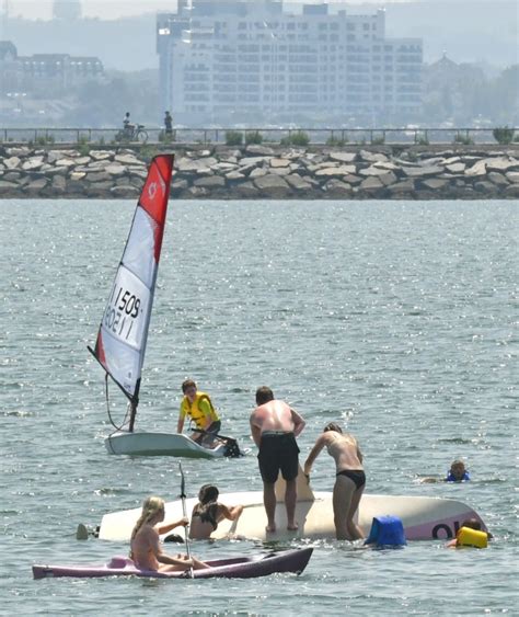 As ‘intense’ heat arrives, Massachusetts extends lifeguard hours; officials expect a rise in heat-related emergencies; tips on how to stay cool