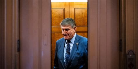 As Manchin Prepares Senate Exit, His Friends and Daughter Are Lining Up a No Labels Lookalike