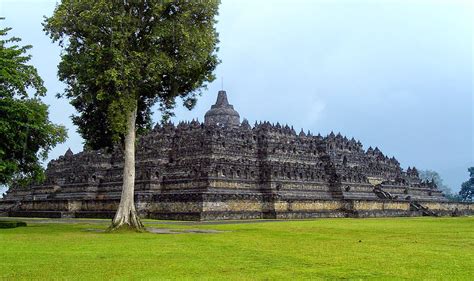 Asal Mula Bangunan Peninggalan Kebudayaan Hindu-Budha