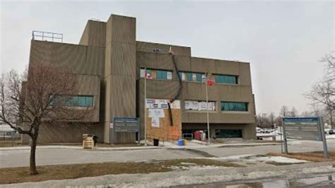 Asbestos, mould, gas leaks in Milton courthouse force closure of in-person hearings
