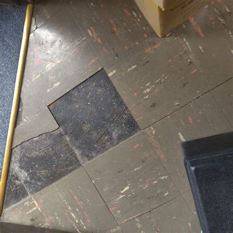 Asbestos tiles. Asbestos is a heat-resistant fibrous silicate mineral that was used for decades before it was fully banned in the 1980s. So it’s not the new floor tiles that pose a threat. What … 