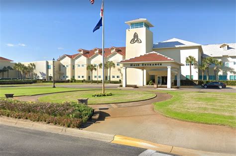 Ascension sacred heart emerald coast. Our facilities are currently taking precautions to help keep patients and visitors safe, which may include conducting screenings, restricting visitors, masking in areas of high community transmission and practicing distancing for compassionate, safe care. 