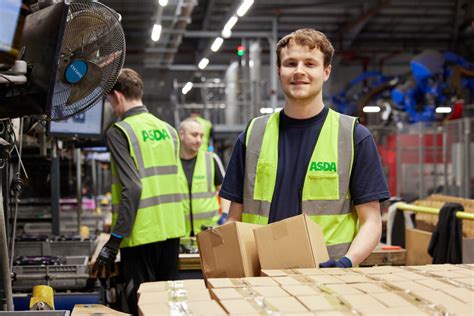 Asda careers uk.  With a commitment to fostering a positive work environment, opportu...