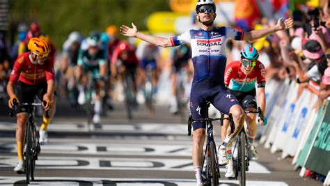 Asgreen holds on to win 18th stage of Tour. Vingegaard protects big lead