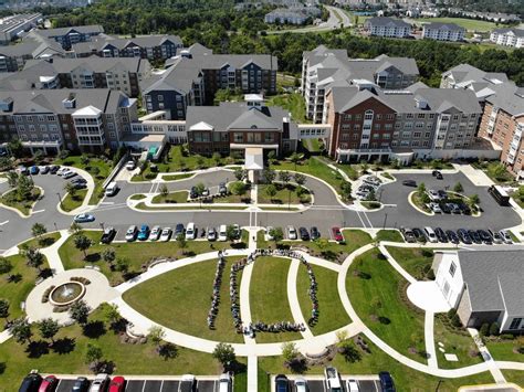 Ashby ponds ashburn va. Find out the monthly service package and entrance deposit for independent living apartments at Ashby Ponds in Ashburn, Virginia. Learn about the Home for Life Commitment and the … 