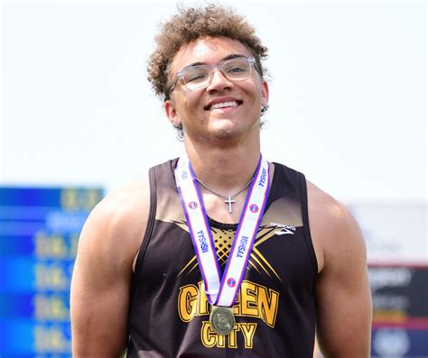 Apr 6, 2022 ... Green City sophomore Asher Buggs- Tipton won a bronze medal for Green City in 11.71 seconds. Junior Aaron Peavler was fourth for Green City .... 