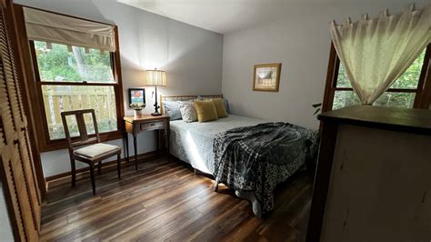 Asheville rooms for rent. Seeking a rental in East Asheville, Swannanoa, Black Mountain. $0. Asheville ... $595 / 2br - 1475ft2 - Beautiful and Spacious Room for Rent. $595. asheville 
