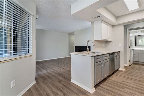 Ashlar flats reviews. 19401 Skidmore Way, Fort Myers, FL 33967. (85 Reviews) 0 - 4 Beds. 1 - 3.5 Baths. $796 - $3,581. Ashlar Apartments is a 842 - 1,480 sq. ft. apartment in Fort Myers in zip code 33907. This community has a 1 - 3 Beds, 1 - 2 Baths, and is for rent for $1,660 - $3,255. 
