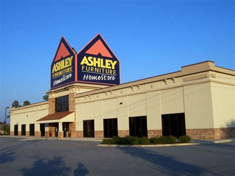 Ashley furniture st louis. Dec 12, 2023 · ST. LOUIS — A St. Louis man says in a lawsuit filed Monday that his Ashley Furniture power recliner caused a fire that destroyed his apartment and left him hospitalized with serious burns to his ... 