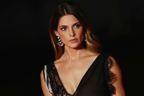Wrong Place: Directed by Mike Burns. With Ashley Greene, Bruce Willis, Michael Sirow, Texas Battle. A methamphetamines cook hunts down the former Police chief of a small town in order to silence him before he can deliver eyewitness testimony against his family, but ultimately finds himself up against more than he had bargained for.. 