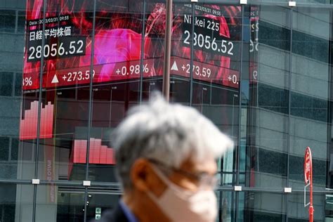 Asia stocks mostly rise after Wall St rally, bank fears ease