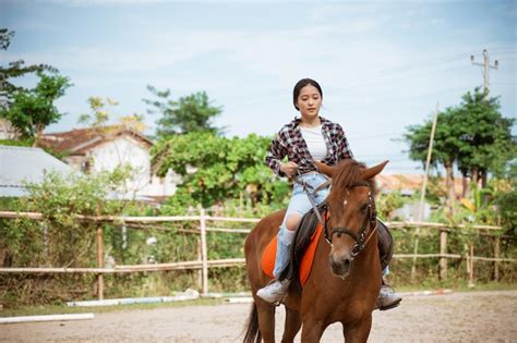 Asian Riding Onlyfans Leak